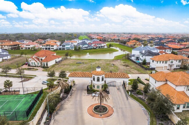 Foto del edificio - 13611 Teal Bluff Ln