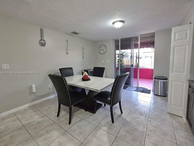 Building Photo - 15871 SW 86th Terrace