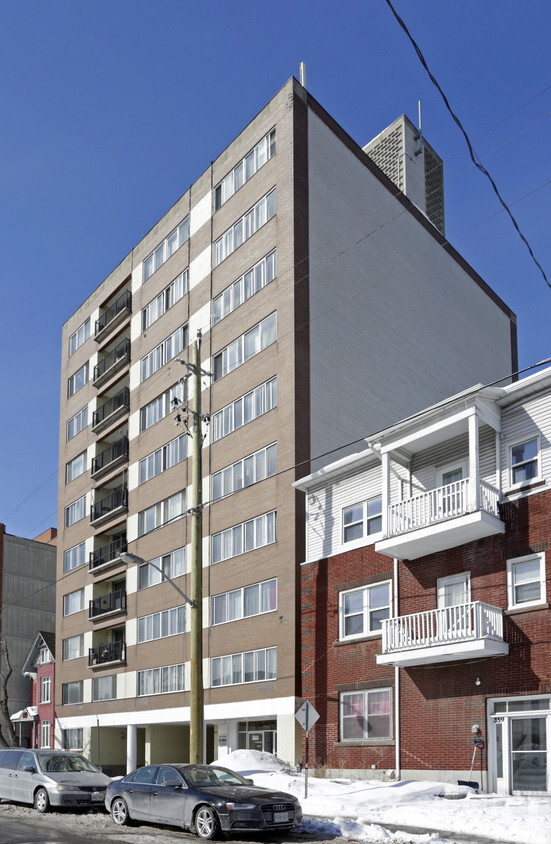 Primary Photo - Enfield Apartments