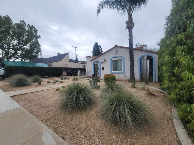 Building Photo - Harding Dr-628