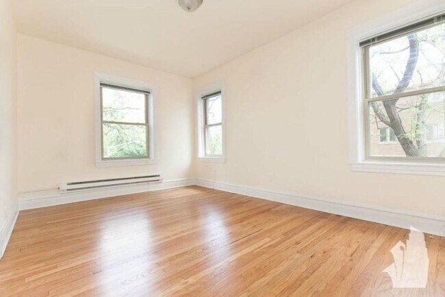 Foto del edificio - 1 bedroom in Chicago IL 60618
