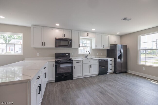 Foto del edificio - 1836 E 294th St