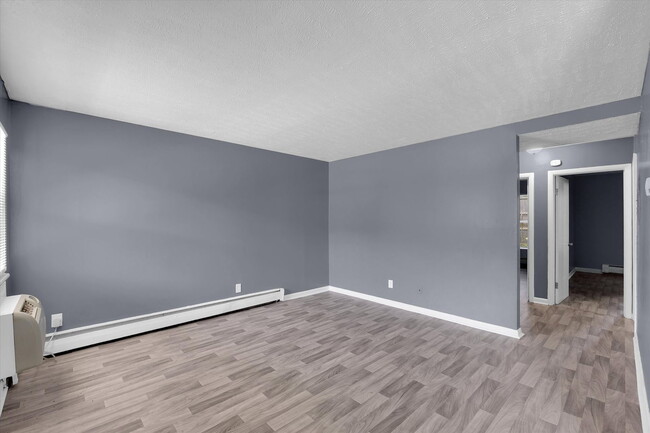 Building Photo - 421 Poplar Level Ct