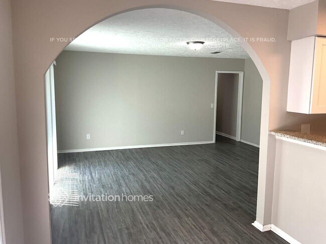Foto del edificio - 4063 Greenwillow Ln W
