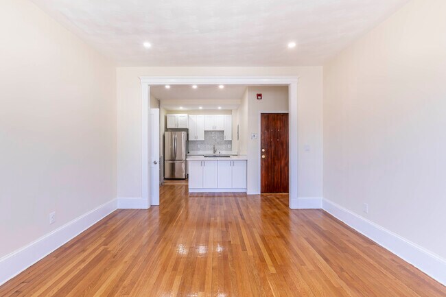 Foto del edificio - 94 Hutchings St
