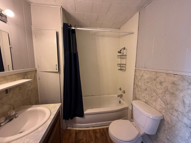 Building Photo - Apartment for rent!