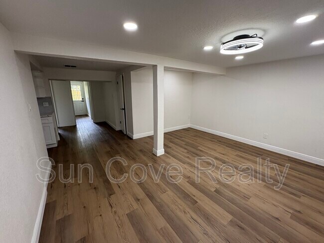 Foto del edificio - 807 E Genesee St