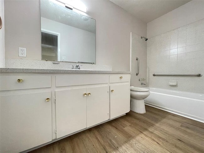 Building Photo - 15304 Tacon Ln