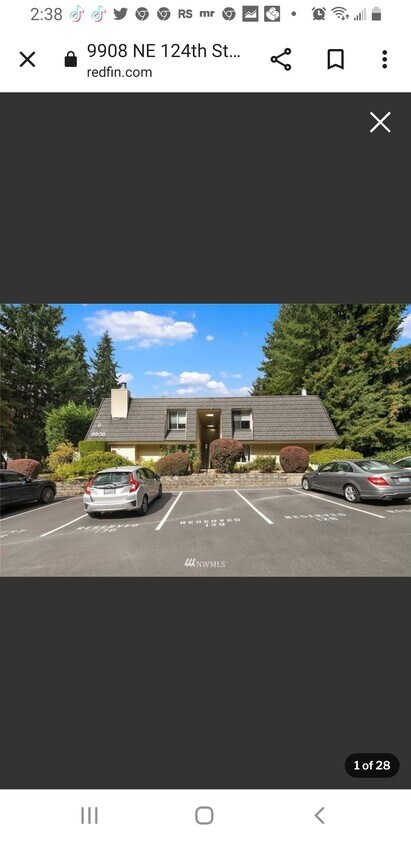 Beautiful condo! - 9908 NE 124th St