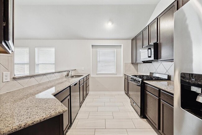 Building Photo - 3330 Etring Ln