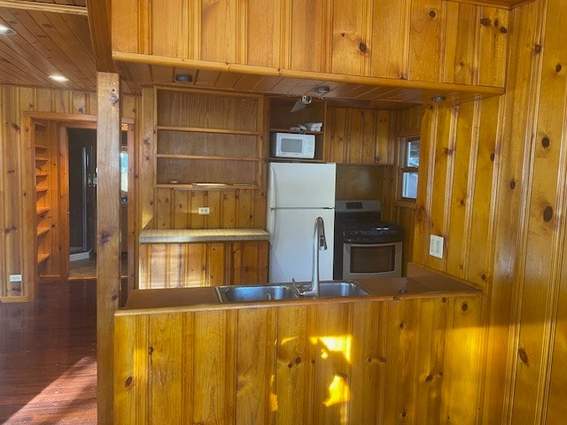 Foto del edificio - 27720 W Rowe Ave