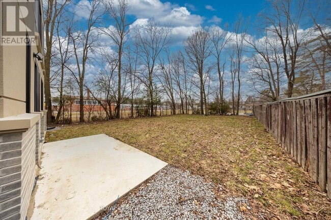 Building Photo - 28 Bobmar Rd