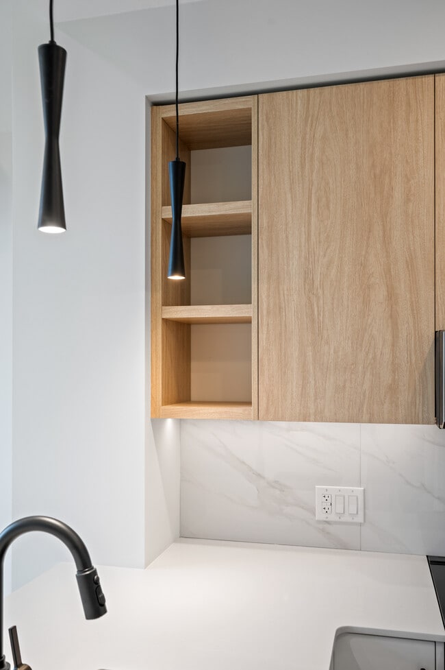 Building Photo - 34395 Gladys Ave