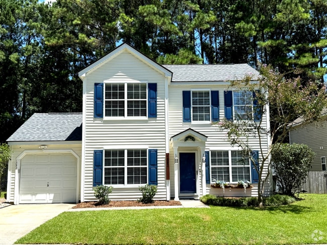 Building Photo - 1392 Water Edge Dr