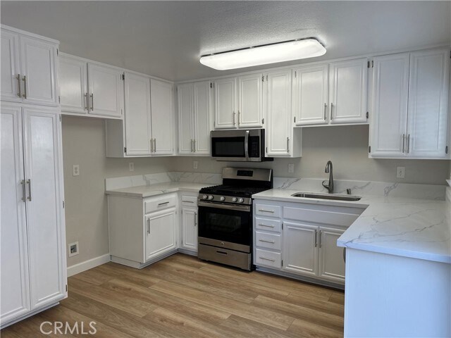 Foto del edificio - 3351 Lincoln St