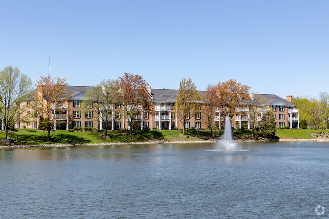 Apartment communities often sit in front of ponds in Rolling Meadows.