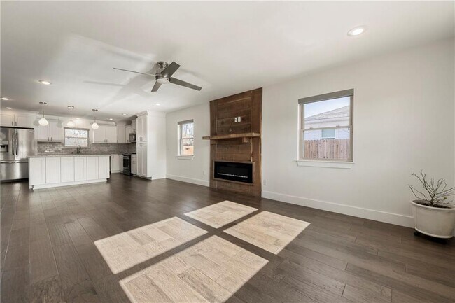 Foto del edificio - 406 NW 5th St