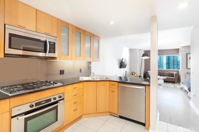 Foto del edificio - 333 1st St