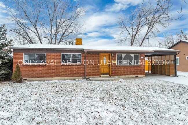 Building Photo - 961 S 190 W