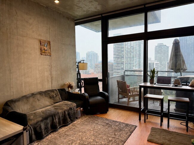 Foto del edificio - 235 W Van Buren St