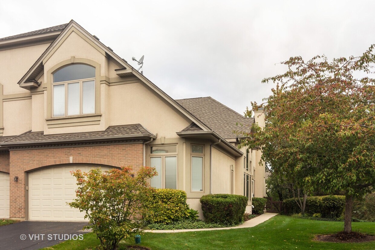 Foto principal - 922 W Chesterfield Ct