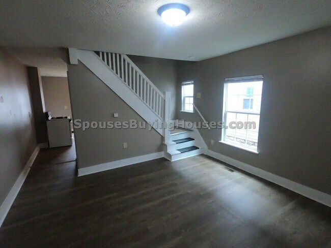 Foto del edificio - 625-627 N Tacoma Ave