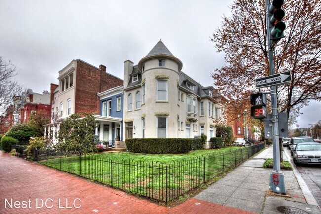 Building Photo - 2 br, 1.5 bath House - 1301 T St NW Unit 1