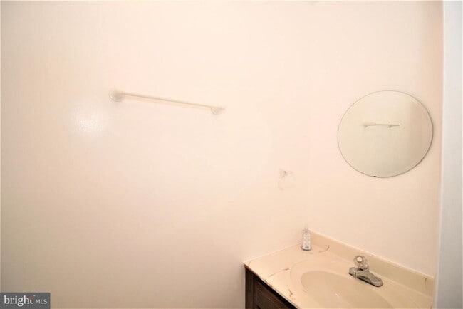Foto del edificio - 13 Great Pines Ct