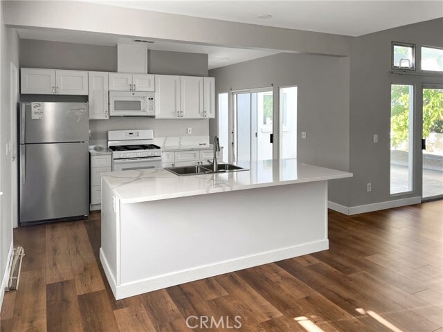 Foto del edificio - 7731 Evans St