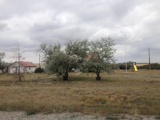 Foto del edificio - 1884 S-221