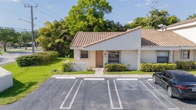 Building Photo - 3139 Coral Ridge Dr