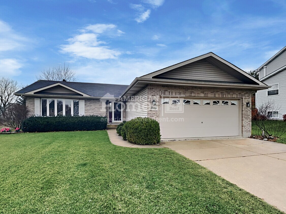 3415 Turnberry Drive House Rental in McHenry, IL