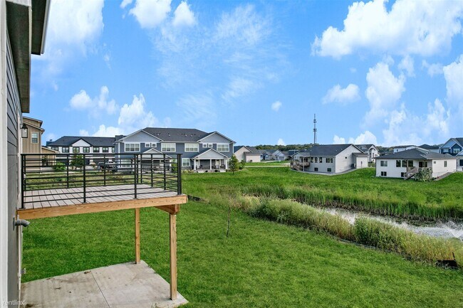 Building Photo - 4 br, 2.5 bath House - Kings Grove Single ...