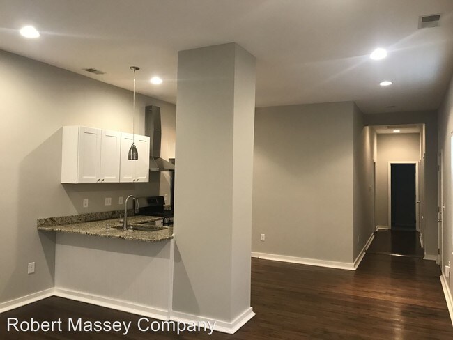 Foto del edificio - 2 br, 2 bath House - 651 Atwood Street