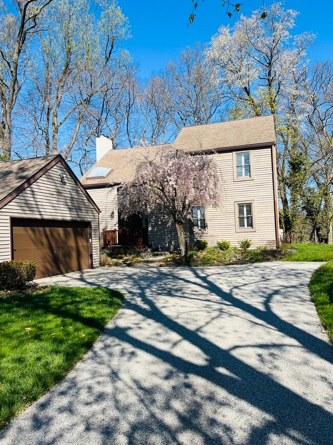 Building Photo - 206 Drakes Drum Dr