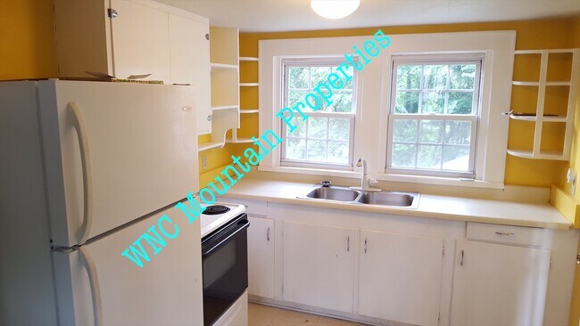 Building Photo - 186 Glendale Ave