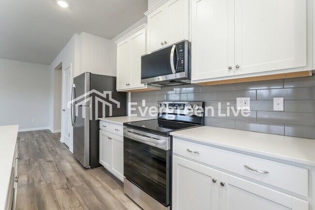 Foto del edificio - 5609 Hydrangea St