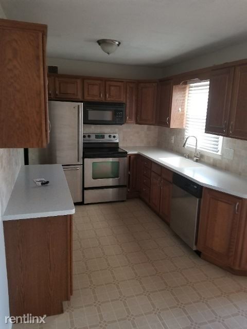 Building Photo - 3 br, 3 bath House - 1718 Fairmeadows Dr