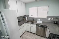 Foto principal - 7399 Topeka Dr