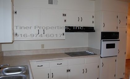 Building Photo - 1541 Gary Way