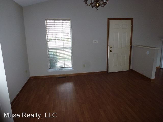 Building Photo - 3 br, 2 bath House - 507 Gladstone Court