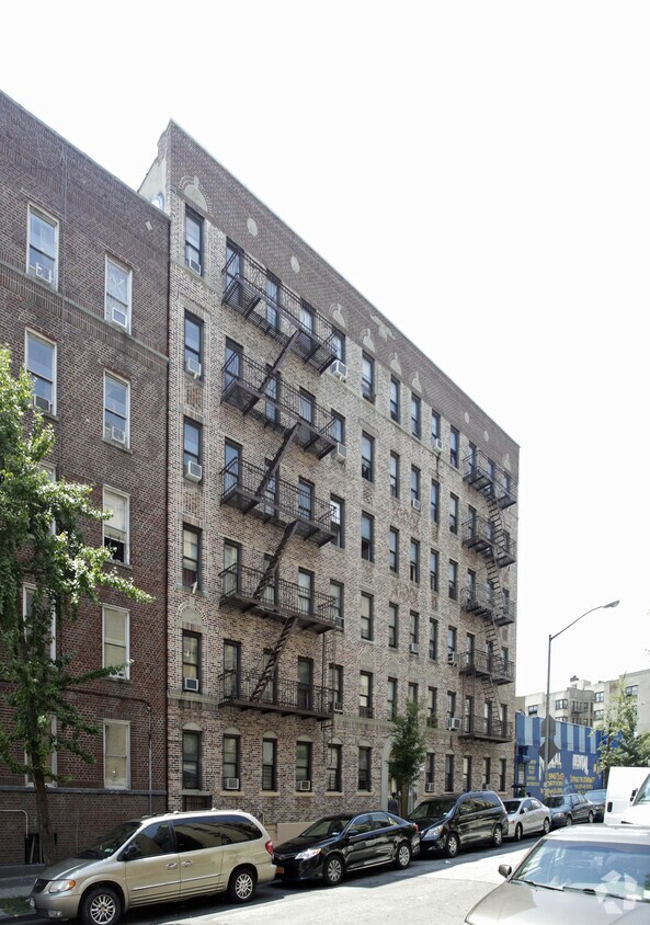 Building Photo - 212 E 182nd St