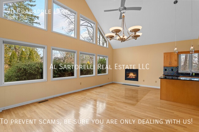 Foto del edificio - 70 Crabapple Ln