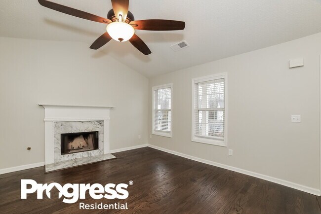 Building Photo - 6671 Shady Ridge Ln
