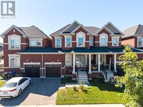 Building Photo - 28 Barfoot St