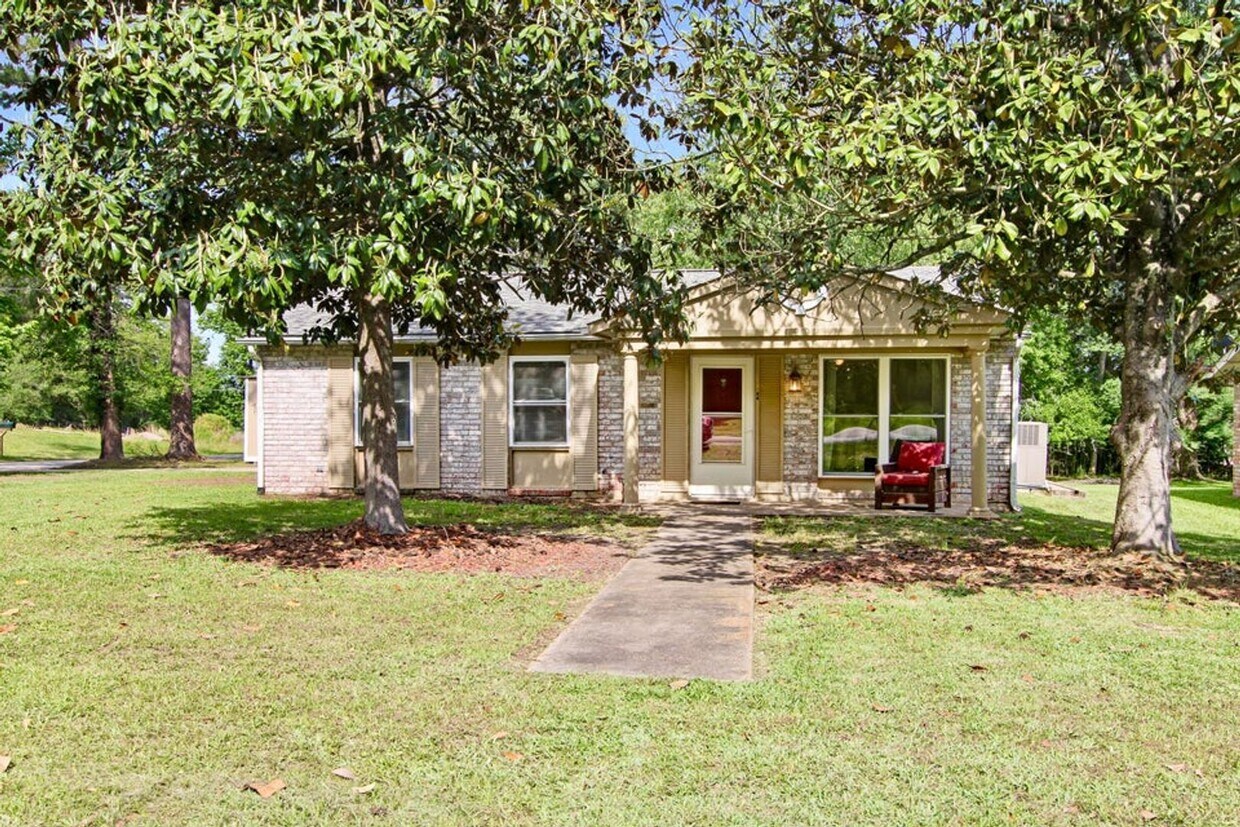 Primary Photo - 1201 S. Tenth Street