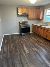 Building Photo - 1005 Bacon St