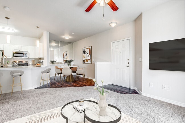 Foto del interior - Halston on Frankford