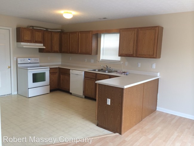 Building Photo - 3916 Pinoak View Ct