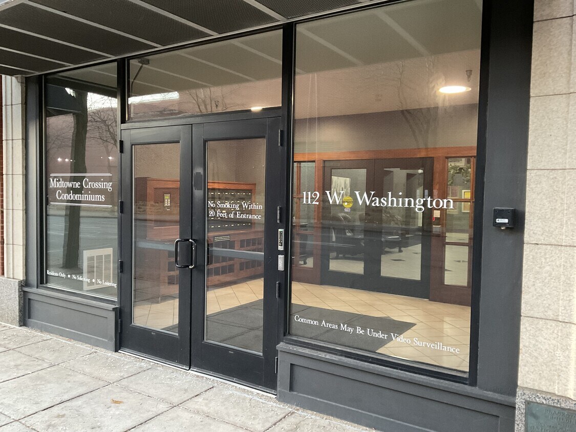 Foto principal - 112 W Washington Blvd